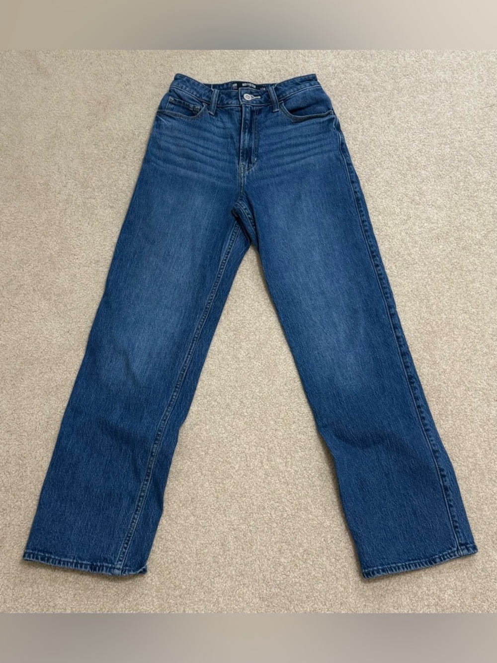 Hollister Women’s Ultra High-Rise Straight Dad Jeans